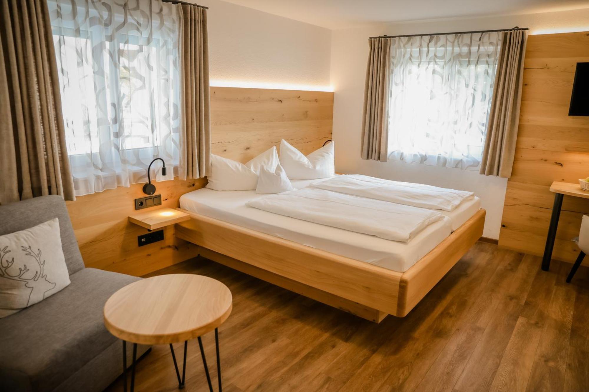 Landhotel Schellenberg Uberlingen Exterior photo